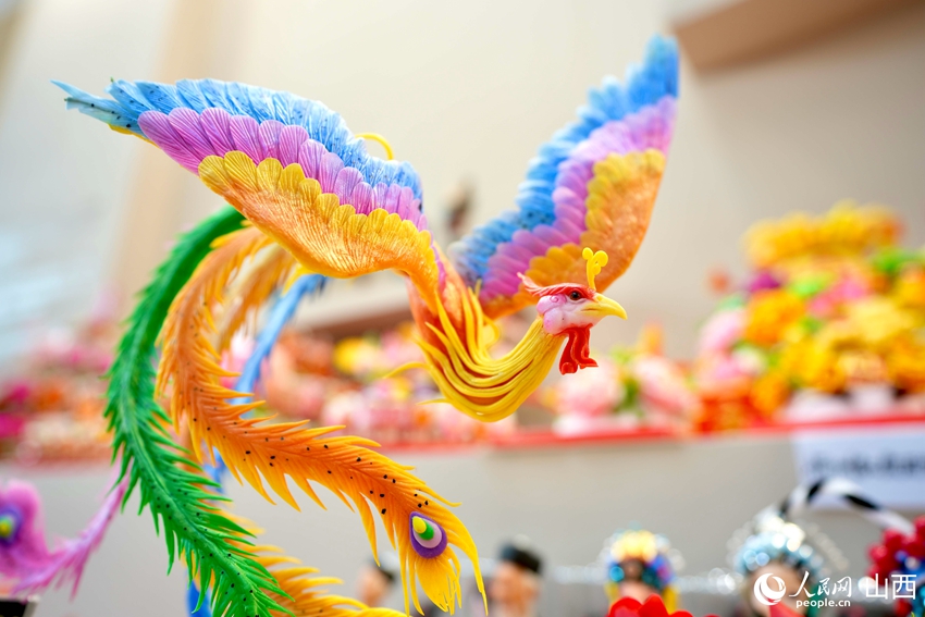 寧夏回族自治區の麺塑作品（撮影?盧鵬宇）。