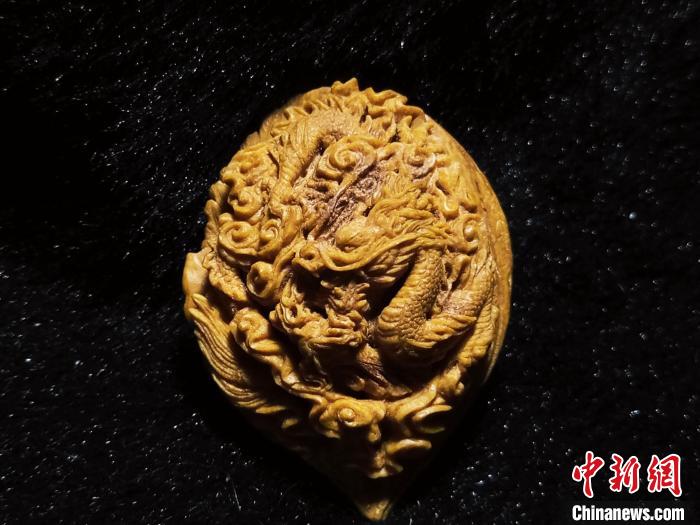 伝統工蕓職人が作る干支の「竜」 陝西省西安 伝統工蕓職人が作る干支の「竜」 陝西省西安